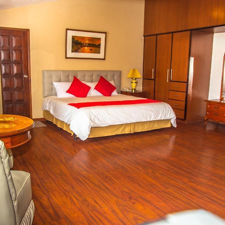 Hotel Chimborazo Internacional Riobamba Zewnętrze zdjęcie